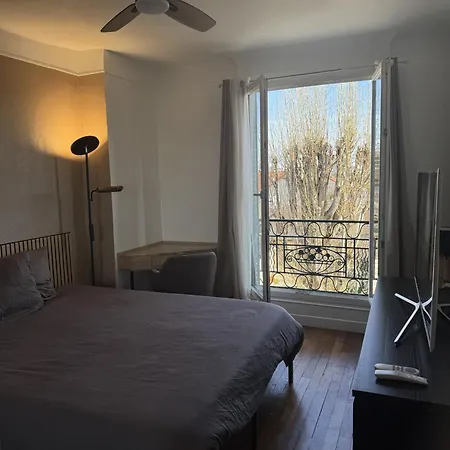 Daire 2 Pieces Proche Aeroport Paris Direct Via La Ligne 14 *